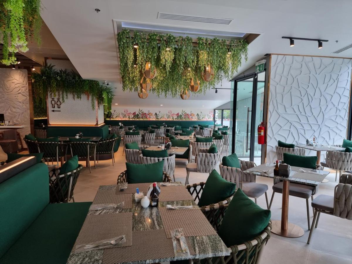 Pattaya Discovery Beach Hotel - Sha Extra Plus Exteriér fotografie